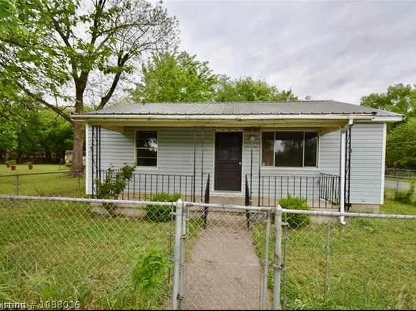 401 S Main St, Sallisaw, OK 74955