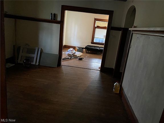 4th image of 150 W Boston Ave