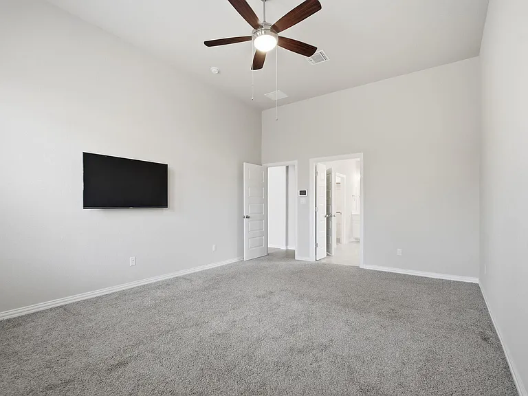 1009 Calendula Trl — Photo 16