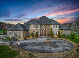 498 Claude Simmons Rd, Johnson City, TN 37604