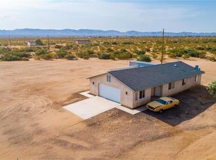 967 S La Palma Rd, Golden Valley, AZ 86413