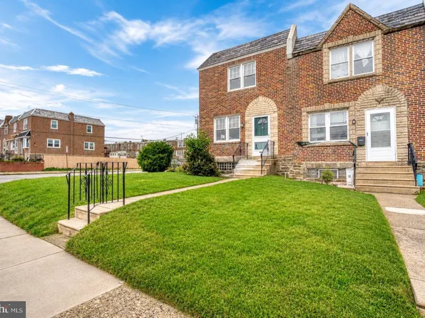 2901 Gilham St, Philadelphia, PA 19149