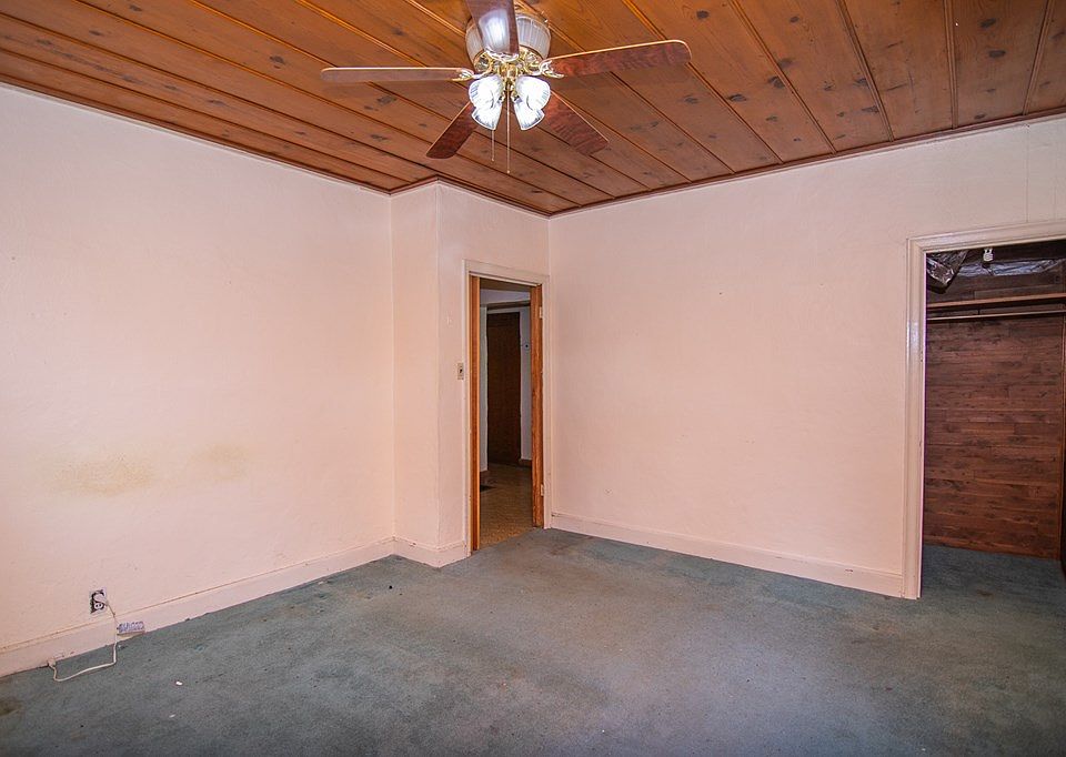 13th image of 17 Maplewood Avenue