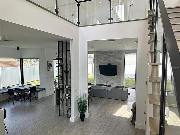 2nd image of 4217 W Arch St