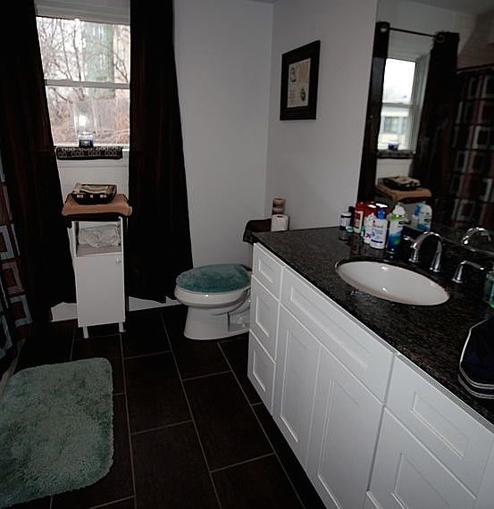 2nd image of 15 Wensley St #1
