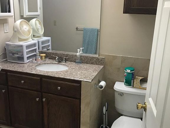 Bathroom 2 same size shape as 1