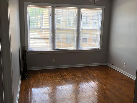 2nd image of 4651 N Elston Ave APT 3N