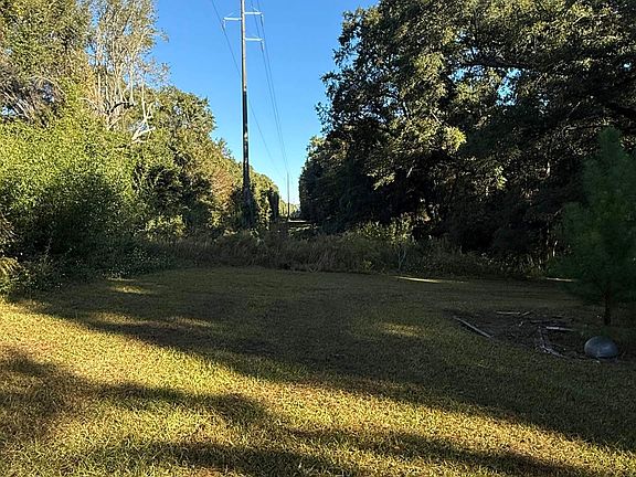 5th image of 23764 Oakleigh Dr