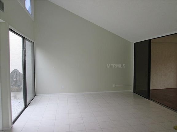 5th image of 103 Granada Ct S