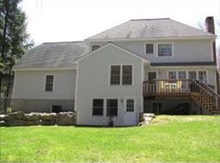 30 Hunters Rd, Bedford, NH 03110