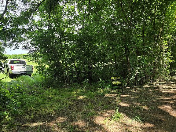 4th image of County Road 1039