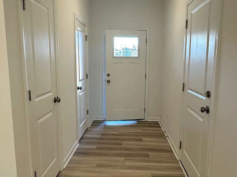 2026 Highland Park Dr — Photo 4