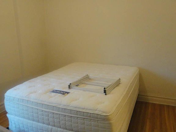 2nd image of 172 E 61st St APT 3C