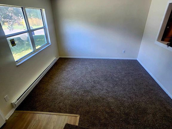 4th image of 1024 Ranch Dr