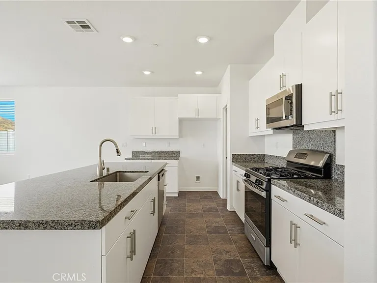 27215 Lost Palm St — Photo 12