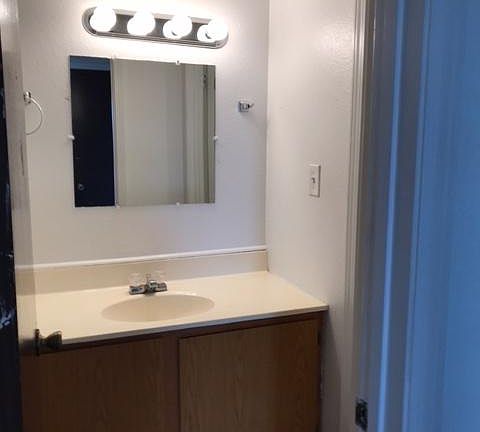 5th image of 1500 Washington Pkwy APT 204