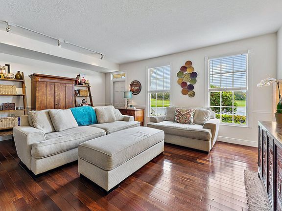 5th image of 146 Wentworth Ct
