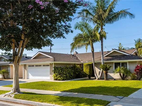 5631 Mangrum Dr, Huntington Beach, CA 92649