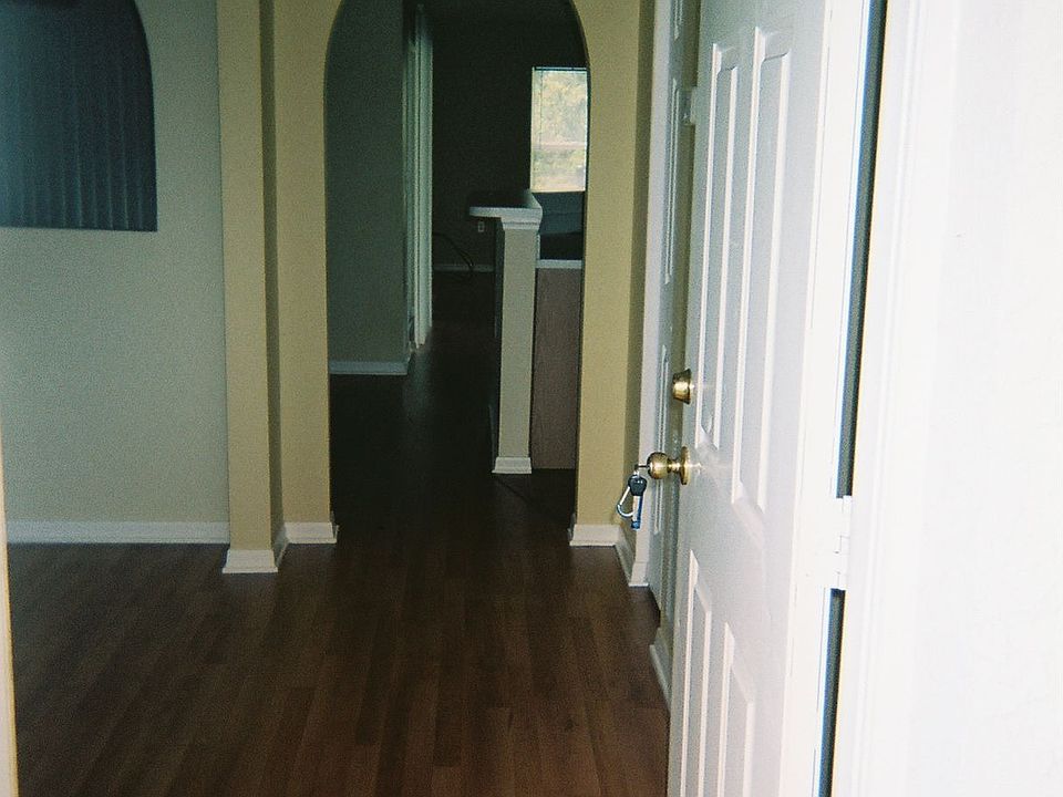 2nd image of 4118 SW Endicott St