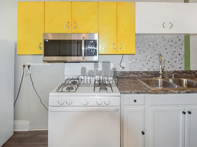 3541 N Meridian St — Photo 16