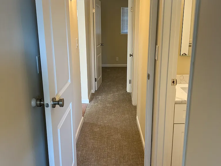 Quail Hill Apartments — Photo 16