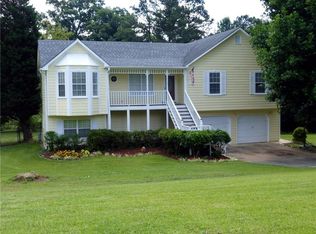 376 Chateauguay Dr, Ellenwood, GA 30294