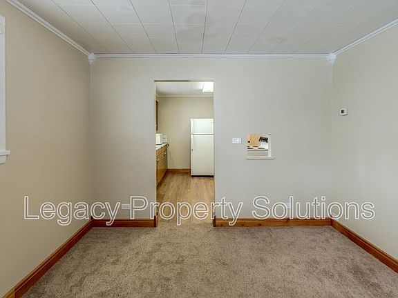 3rd image of 612 N 19th St #3