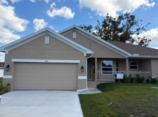 855 Cumberland Rd, Venice, FL 34293