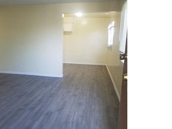 2nd image of 624 W 85th St APT 4