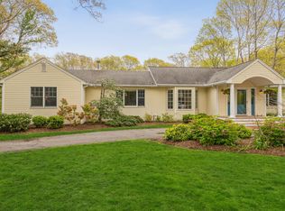 2145 Haywaters Rd, Cutchogue, NY 11935