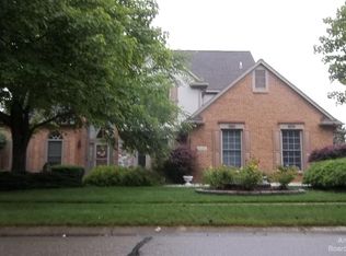 46456 Mornington Rd, Canton, MI 48188