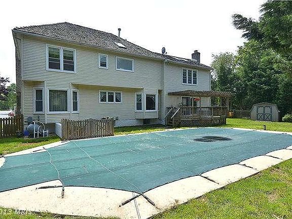 4th image of 4290 Galesbury Ln