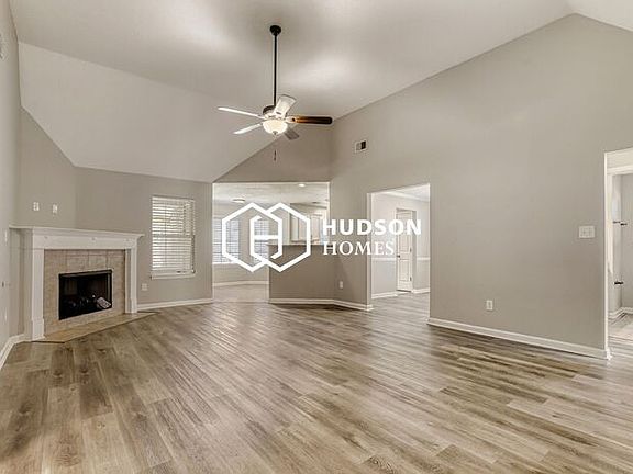 5th image of 1513 Sawmill Creek Ln