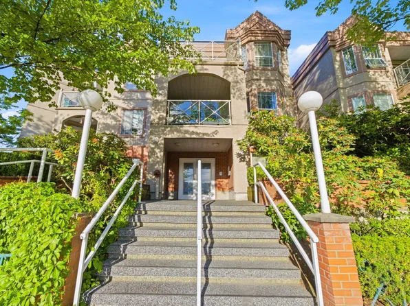 2380 Shaughnessy St #102, Pt Coquitlam, BC V3C 3E3