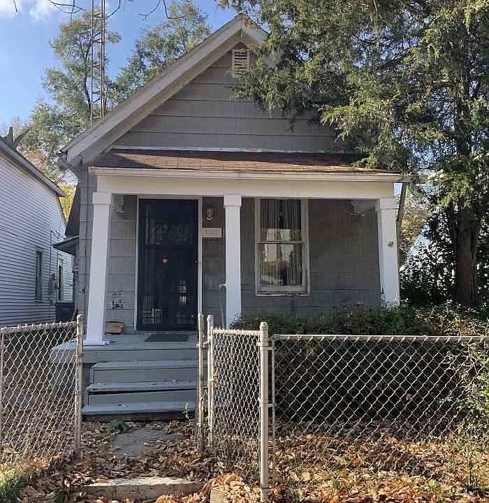 1st image of 104 N 17th St