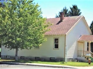 301 F Ave, Grandview, WA 98930