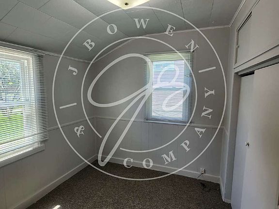 3rd image of 508 W Wayne St #0
