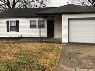 903 Buck Dr, Shawnee, OK 74801