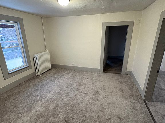 4th image of 844 Woodsdale Ave #846