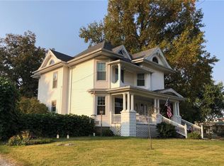 212 E Reynolds St, Newton, IL 62448
