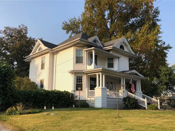 212 E Reynolds St, Newton, IL 62448