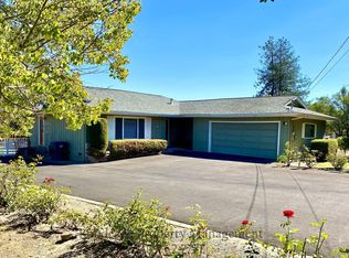 8816 Petaluma Hill Rd, Penngrove, CA 94951