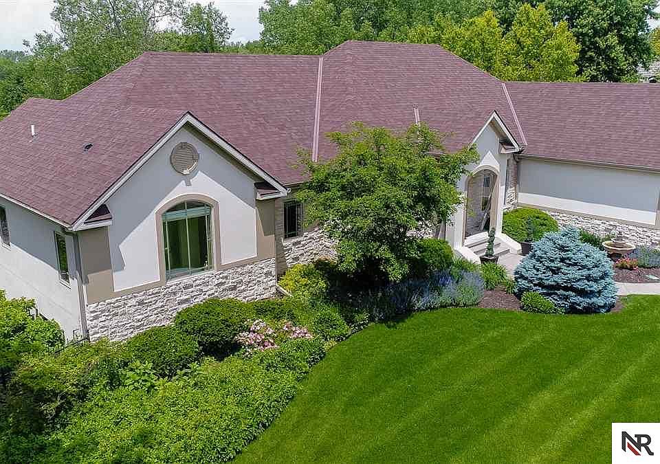1st image of 6330 Black Forest Dr