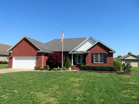5th image of 130 Edinborough Dr W