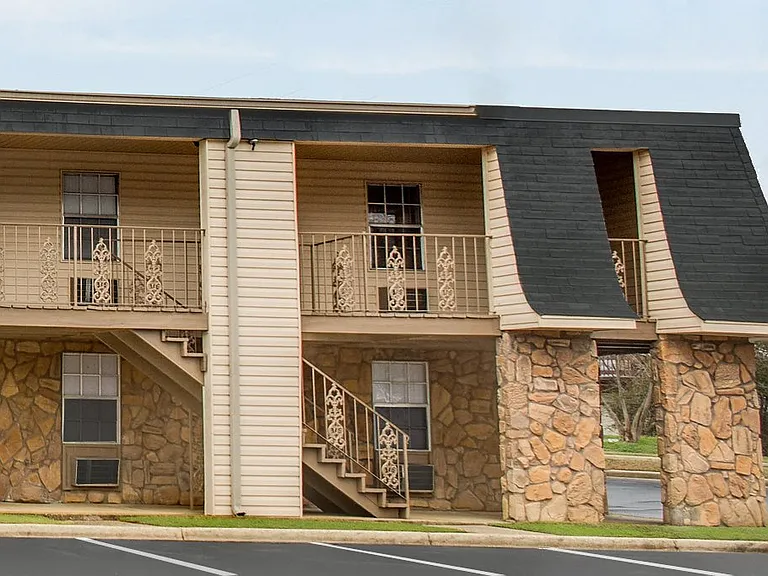 Brookstone Apartment Homes — Photo 25