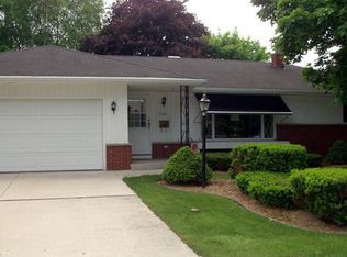 1101 Elm St, Cleveland, WI 53015