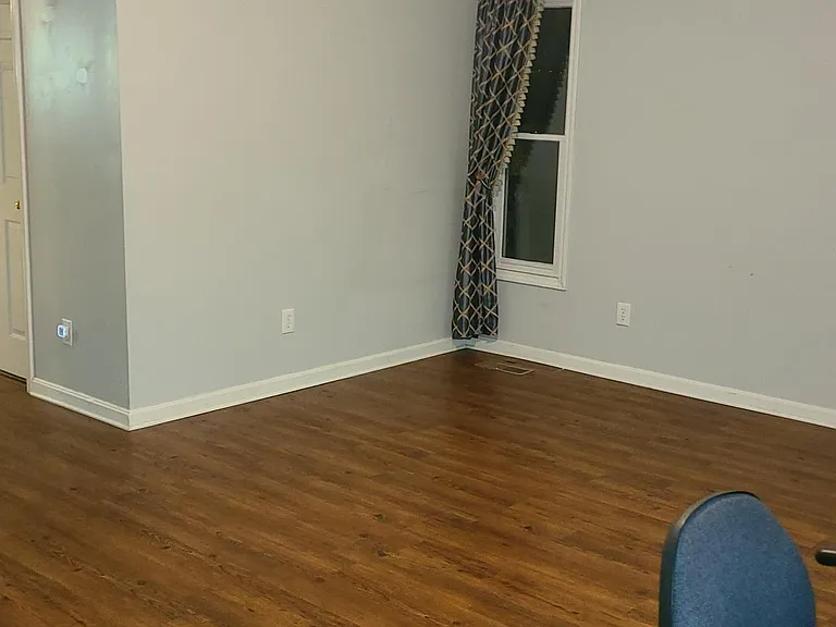 406 Old Towne Rd — Photo 12