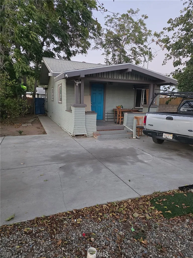 2 bed, 1050 sqft, $2,650 — Photo 1