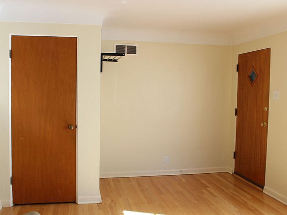 2nd image of 7249 Tulane Ave Floor 1