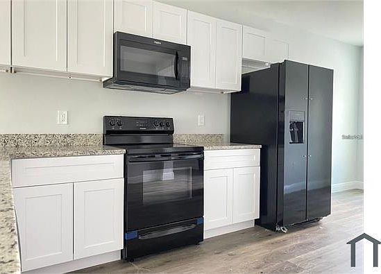 4th image of 9217 Tacoma Ave #9217
